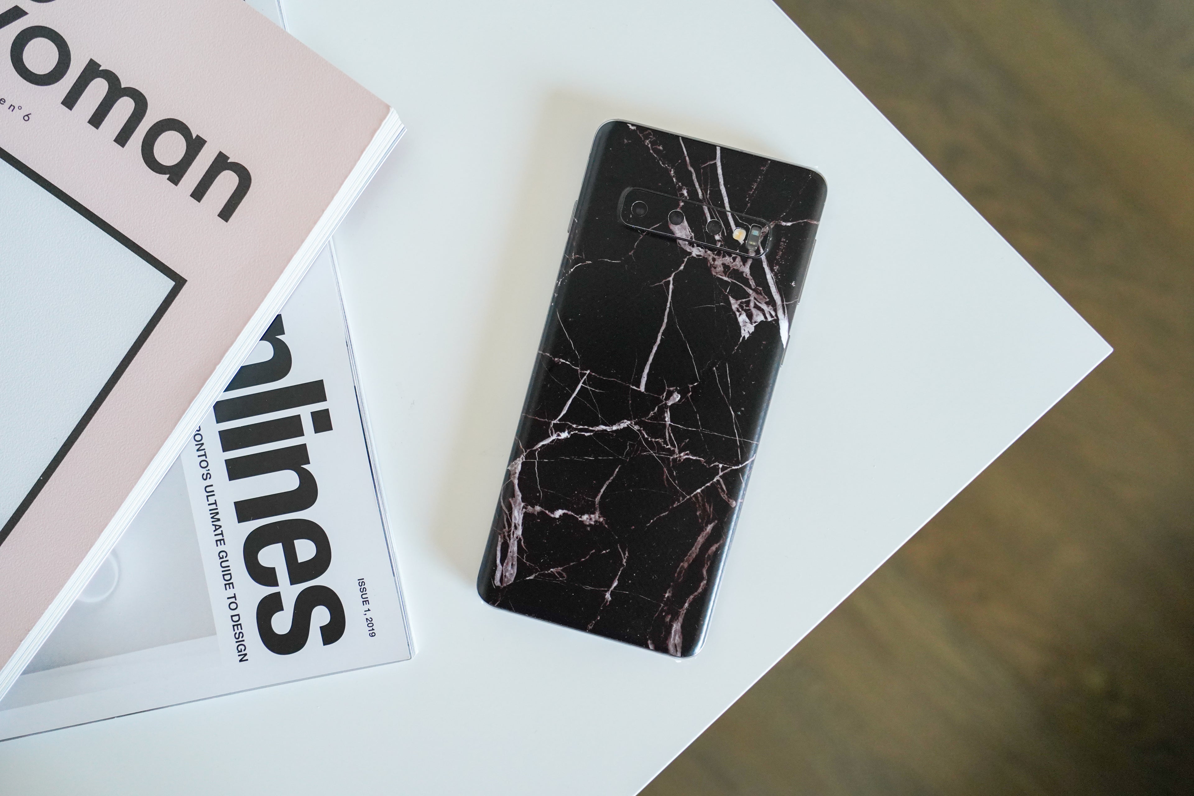 Black Hyper Marble Samsung Galaxy Skin + Case