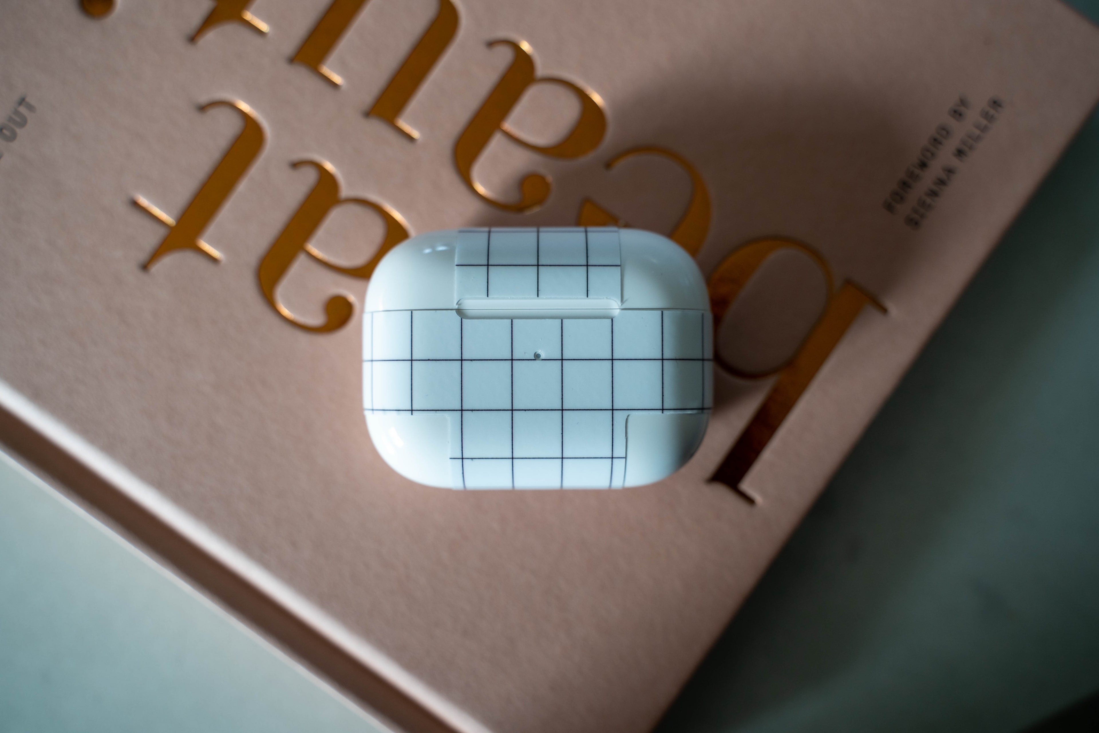White Grid Line AirPods Skin