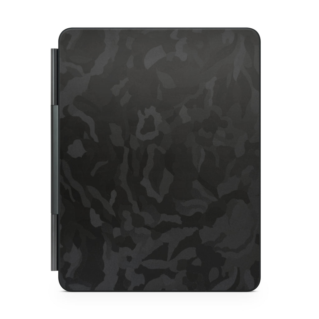 black camo magic keyboard for ipad back view