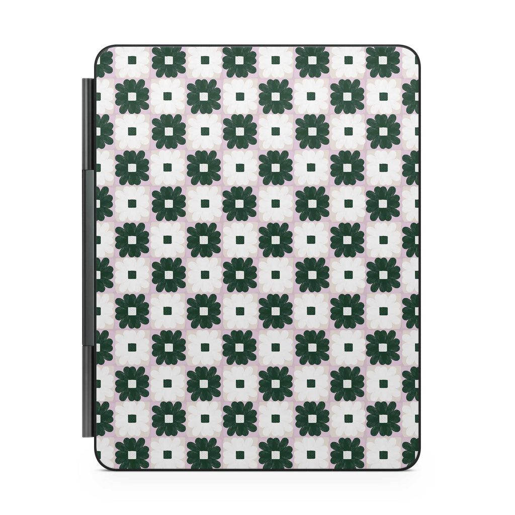daisy quilt magic keyboard skin for ipad back view
