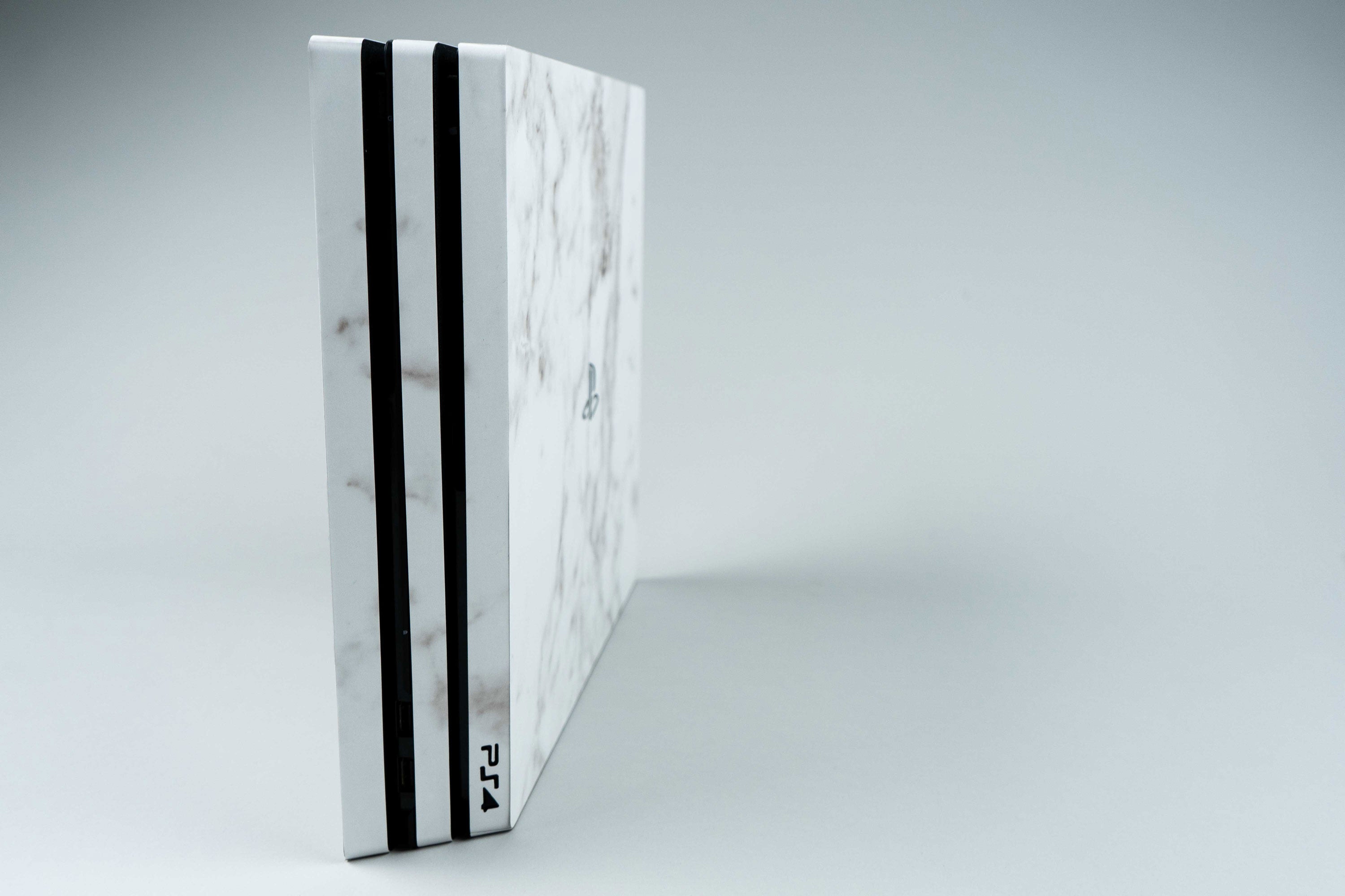 Playstation 4 White Marble Skin