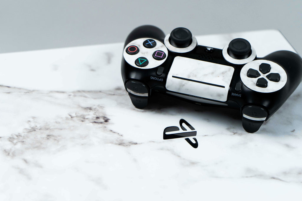 PS4 Skin in White Marble